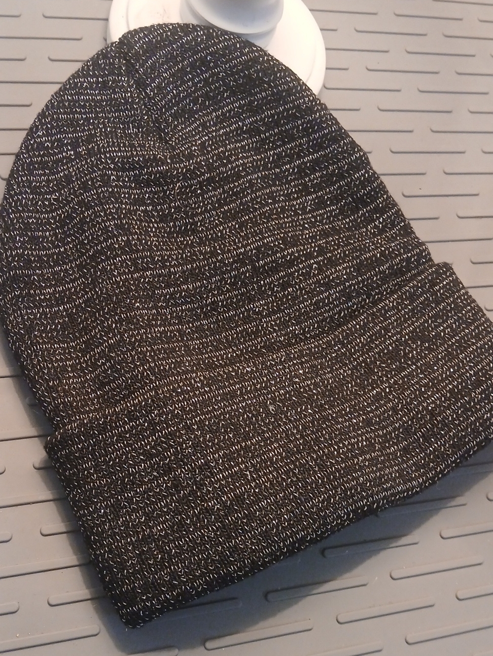 Unisex Beanie With Metallic Threading, Cuffed NWOT O/S